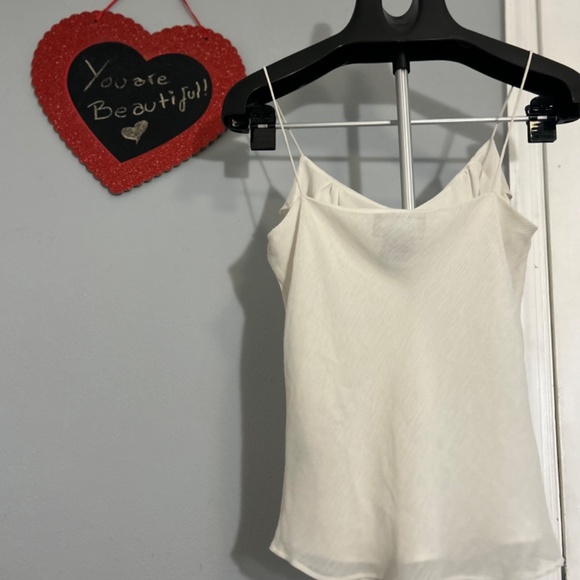 Blouses - Picture 2 of 4